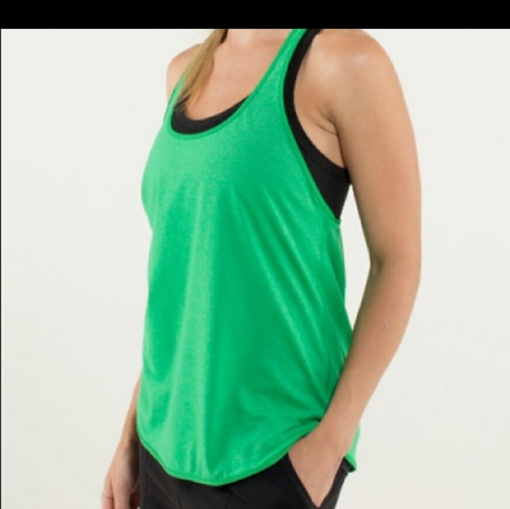 Lululemon 105F Singlet tank top Sz 2 Green